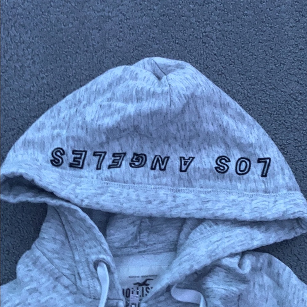 sweatshirt - Picture 2 of 2